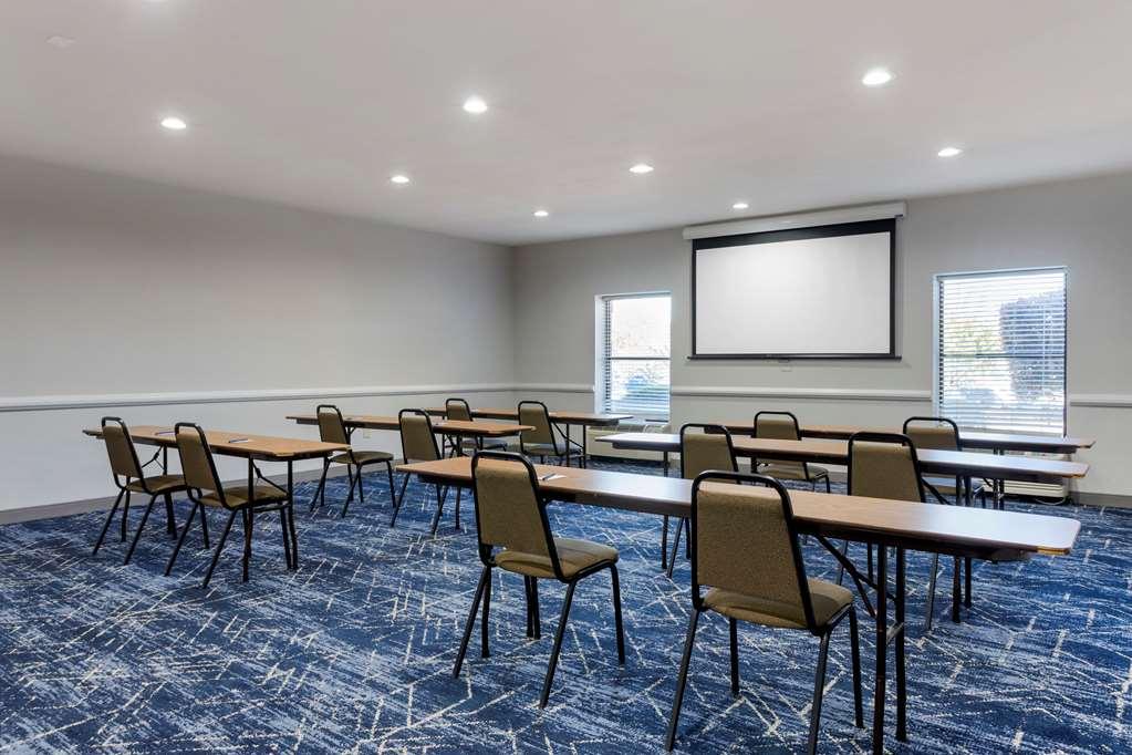 Comfort Inn & Suites Hot Springs Central Facilities photo